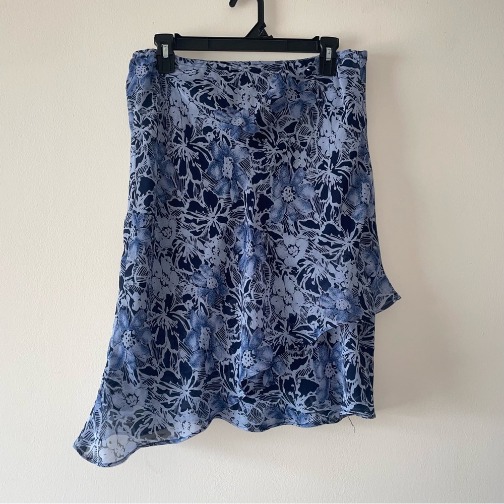 Karin Steven’s Deep Blue Tropical Floral Layered Elastic Waist Women’s 10 Skirt